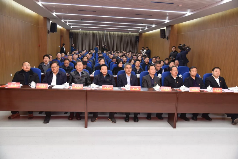 中央黨校報(bào)刊部全國(guó)首家民企黨建調(diào)研基地落地蘇州中設(shè)建設(shè)集團(tuán) 中央黨校報(bào)刊部全國(guó)首家民企黨建調(diào)研基地落地蘇州中設(shè)建設(shè)集團(tuán)
